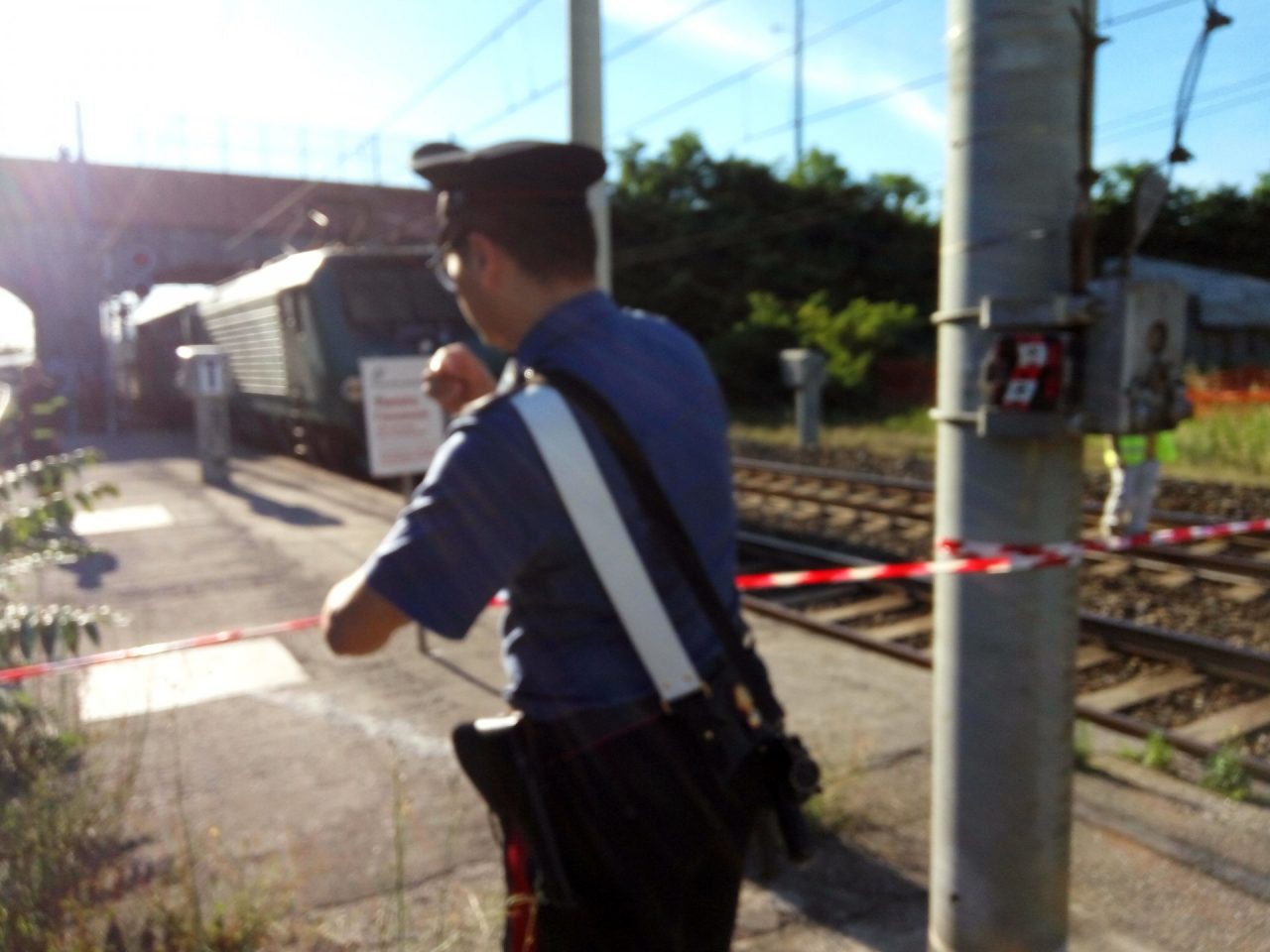 Uomo investito da un treno linee in tilt