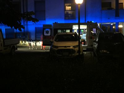 Tenta suicidio gettandosi da cavalcavia