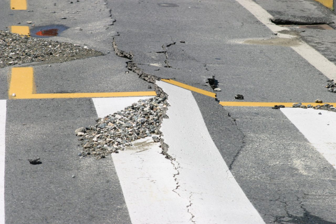 Parte riasfaltatura dopo anni di cantiere