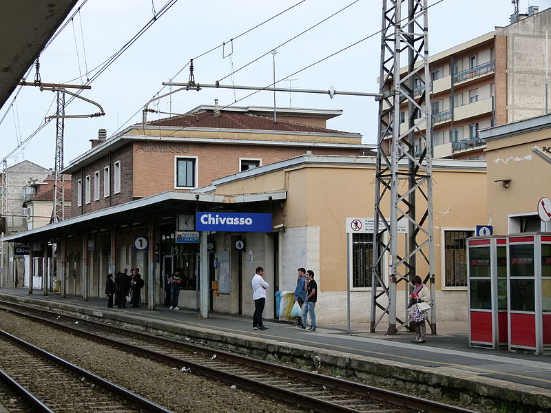 Bambino solo sul treno partito senza genitori