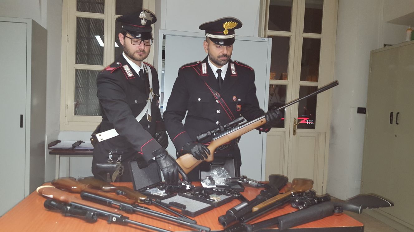 carabinieri armi