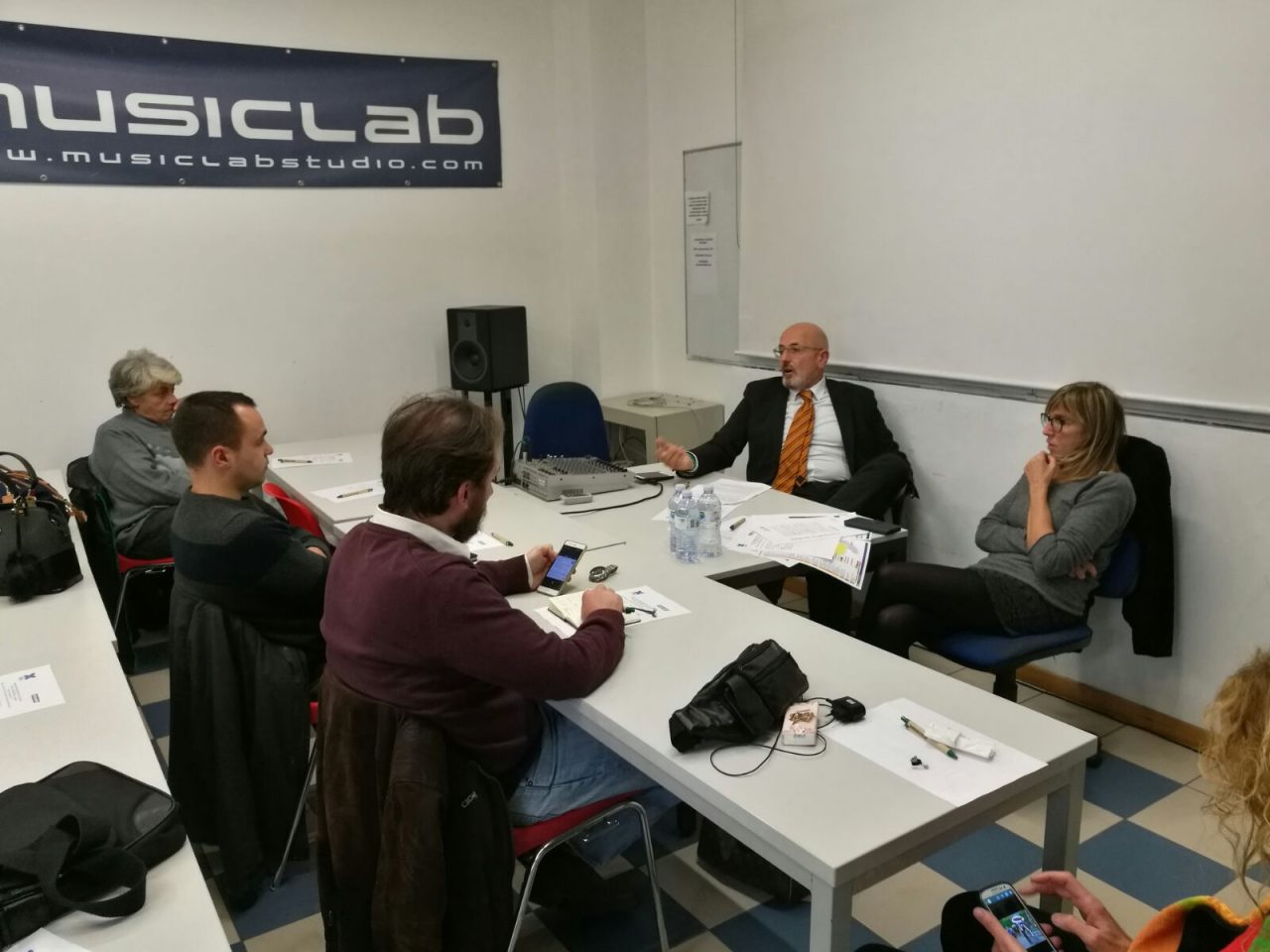 Formazione professionale continua sistema editoriale e piattaforma web IL VIDEO