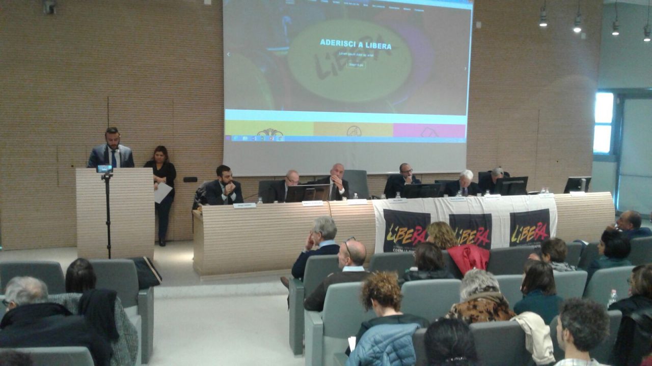 Incontro mafia parla Libera
