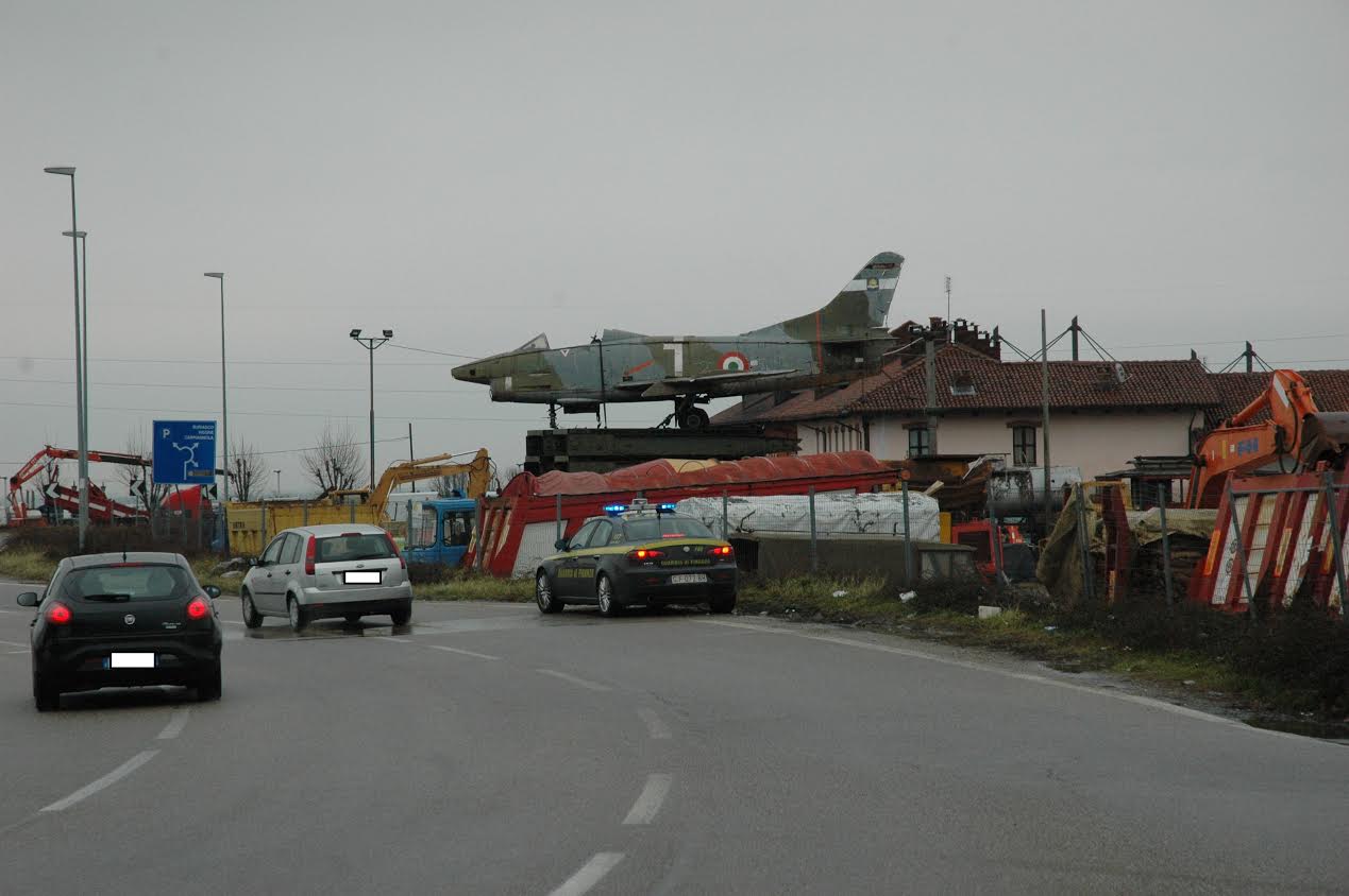 Sigarette di contrabbando, maxi sequestri