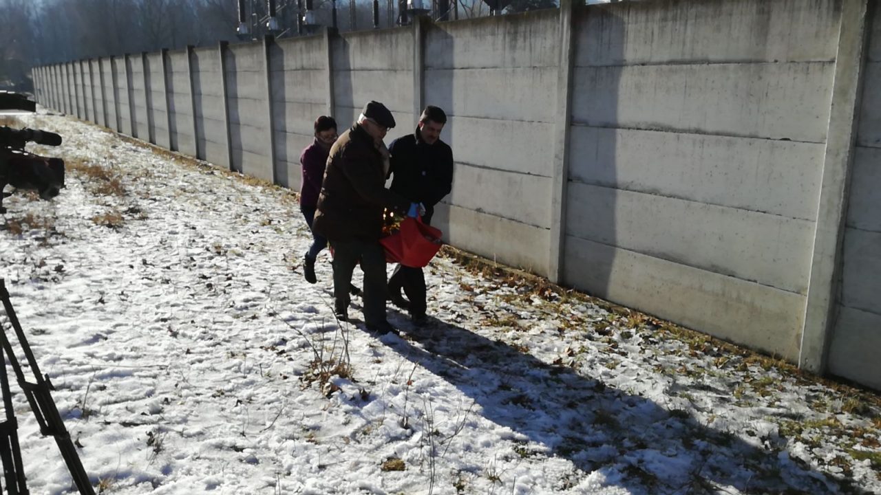 Uomo trovato morto sotto la neve LE FOTO
