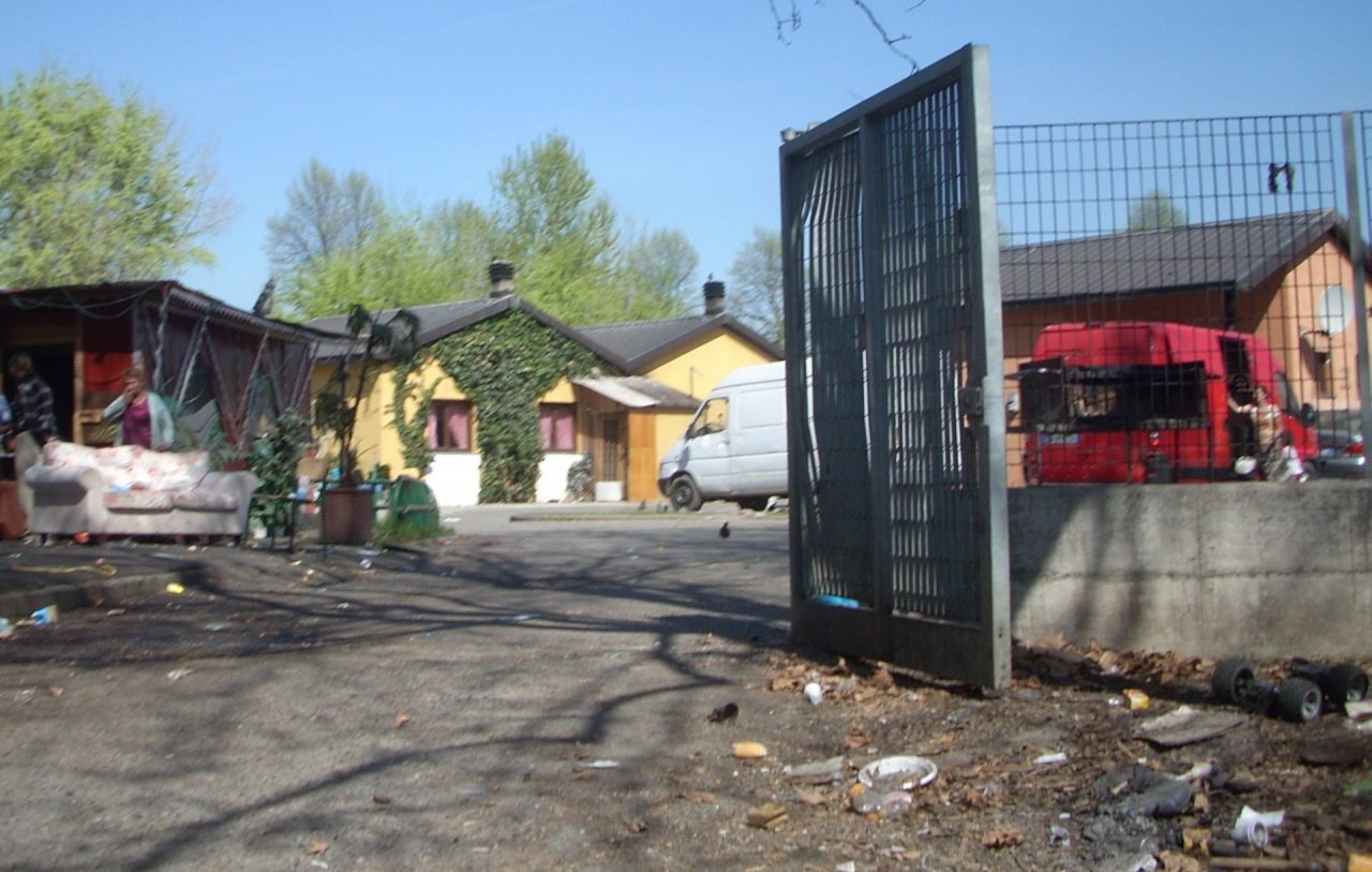Nuova perquisizione al campo nomadi di via Germagnano
