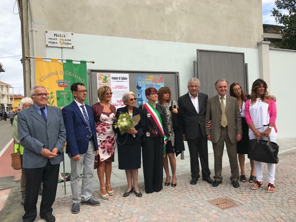 Nuova piazza in ricordo della maestra