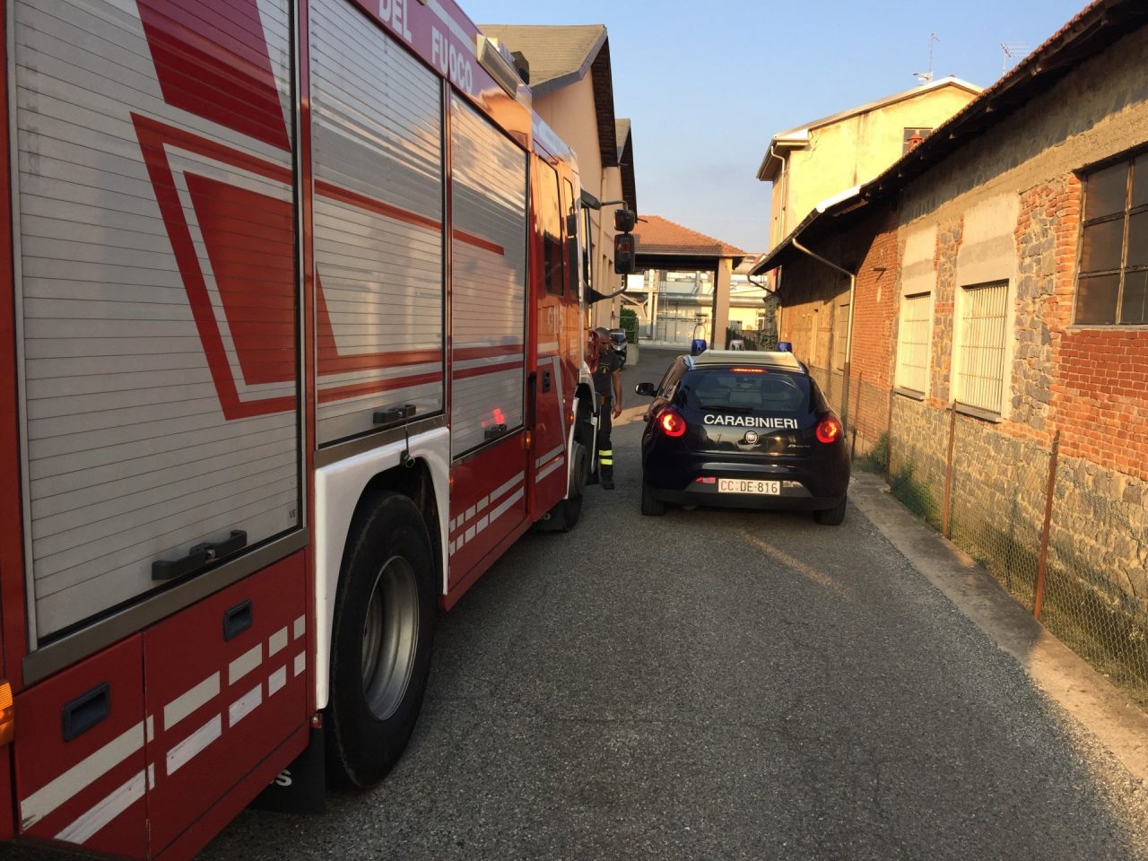 Cade intonaco da palazzo zona chiusa