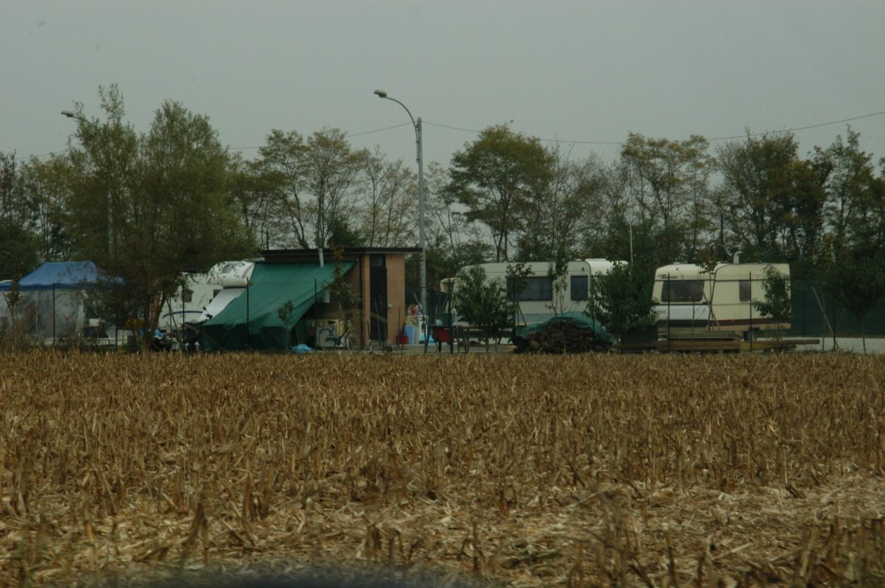 Campo nomadi svolta contro l’abusivismo e per le tasse