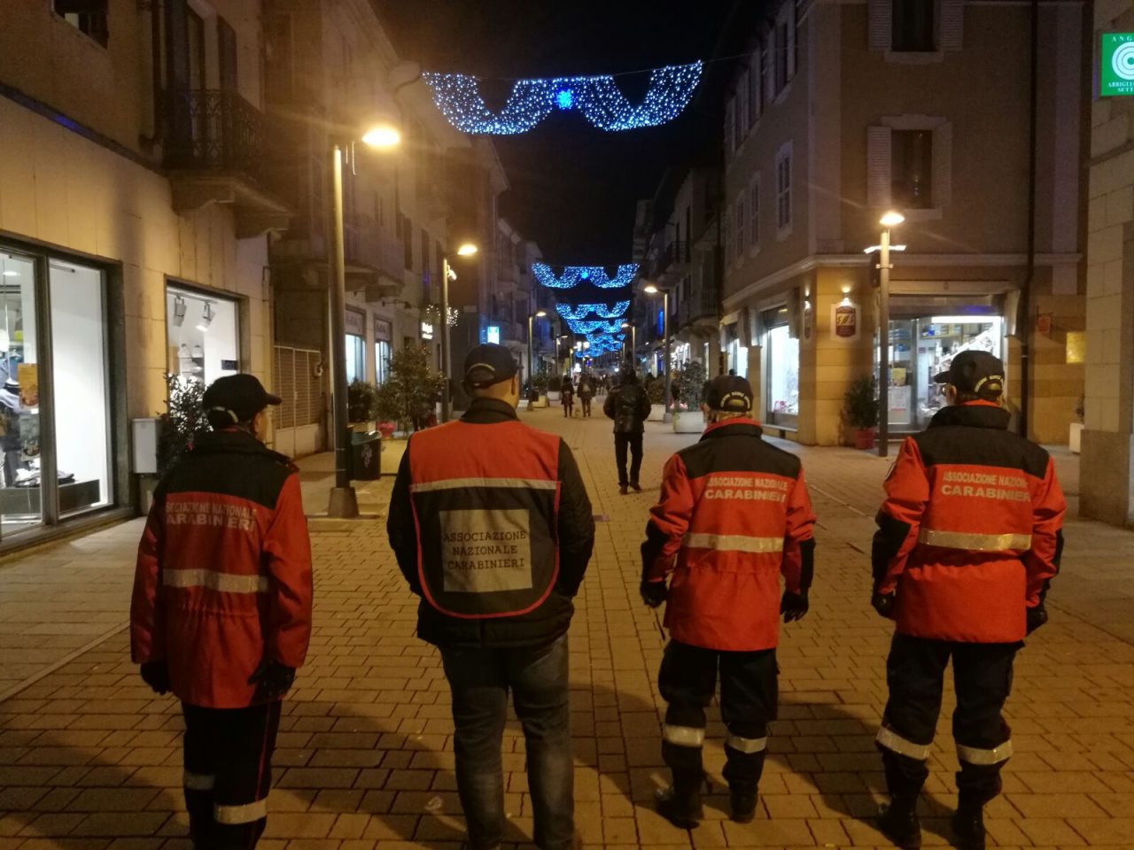 Rischio furti volontari Anc in piazza