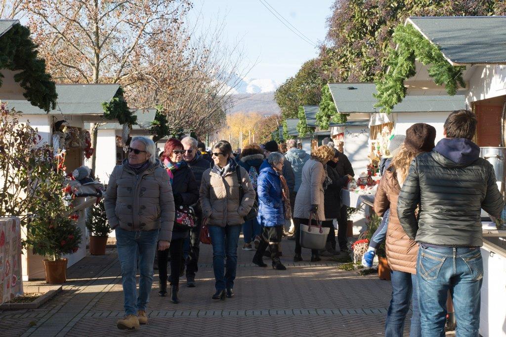 Numeri record per Natale sul lago