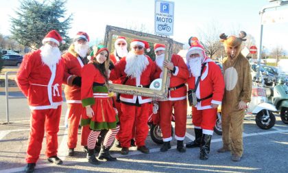 Babbo Natale arriva in Vespa