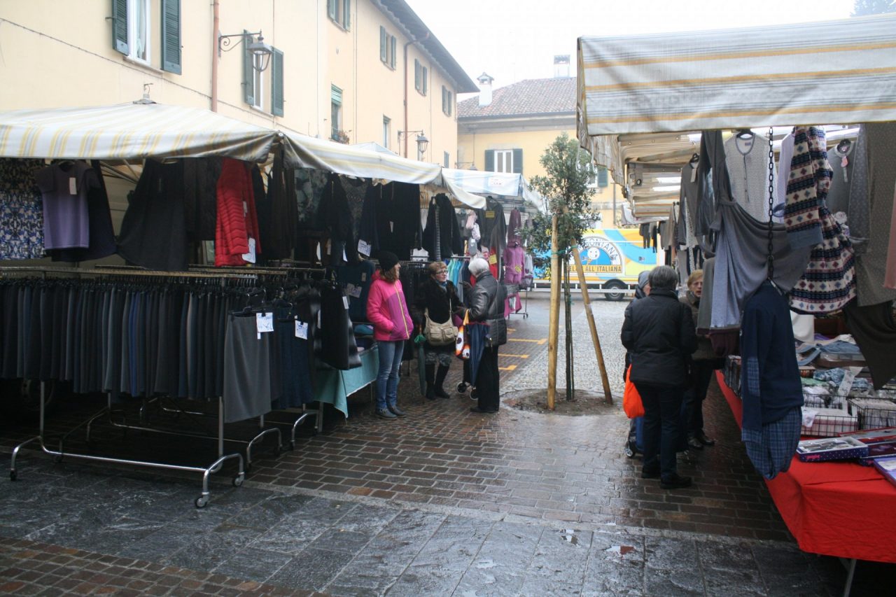 Assemblea mercatali amministrazione aperta dialogo