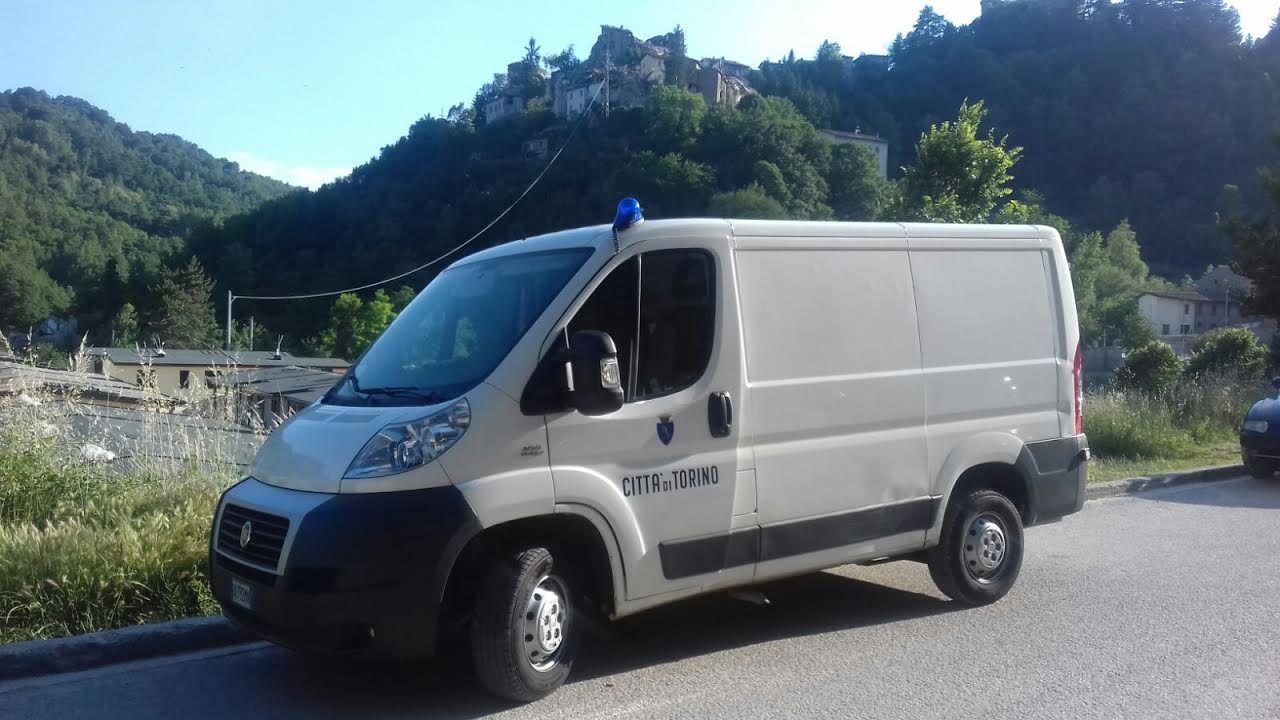 Merce sequestrata donata ai poveri