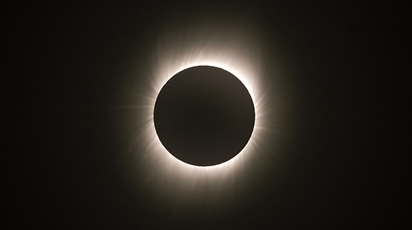 Eclissi lunare tra il 16 e il 17 luglio