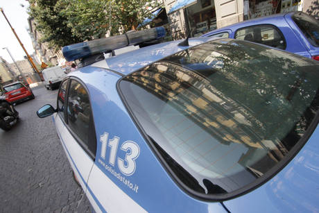 Affittava camere alle prostitute denunciato