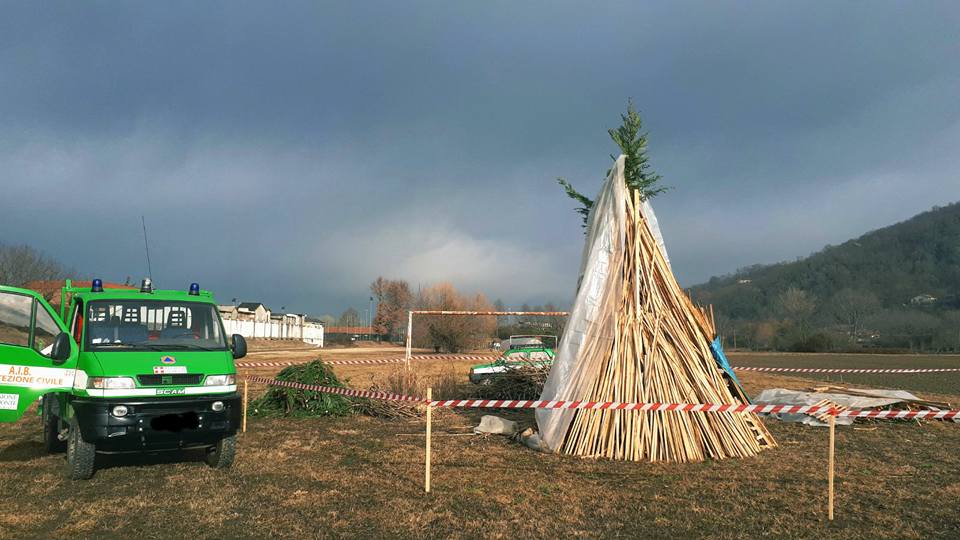 Epifania in corso i preparativi per il falò
