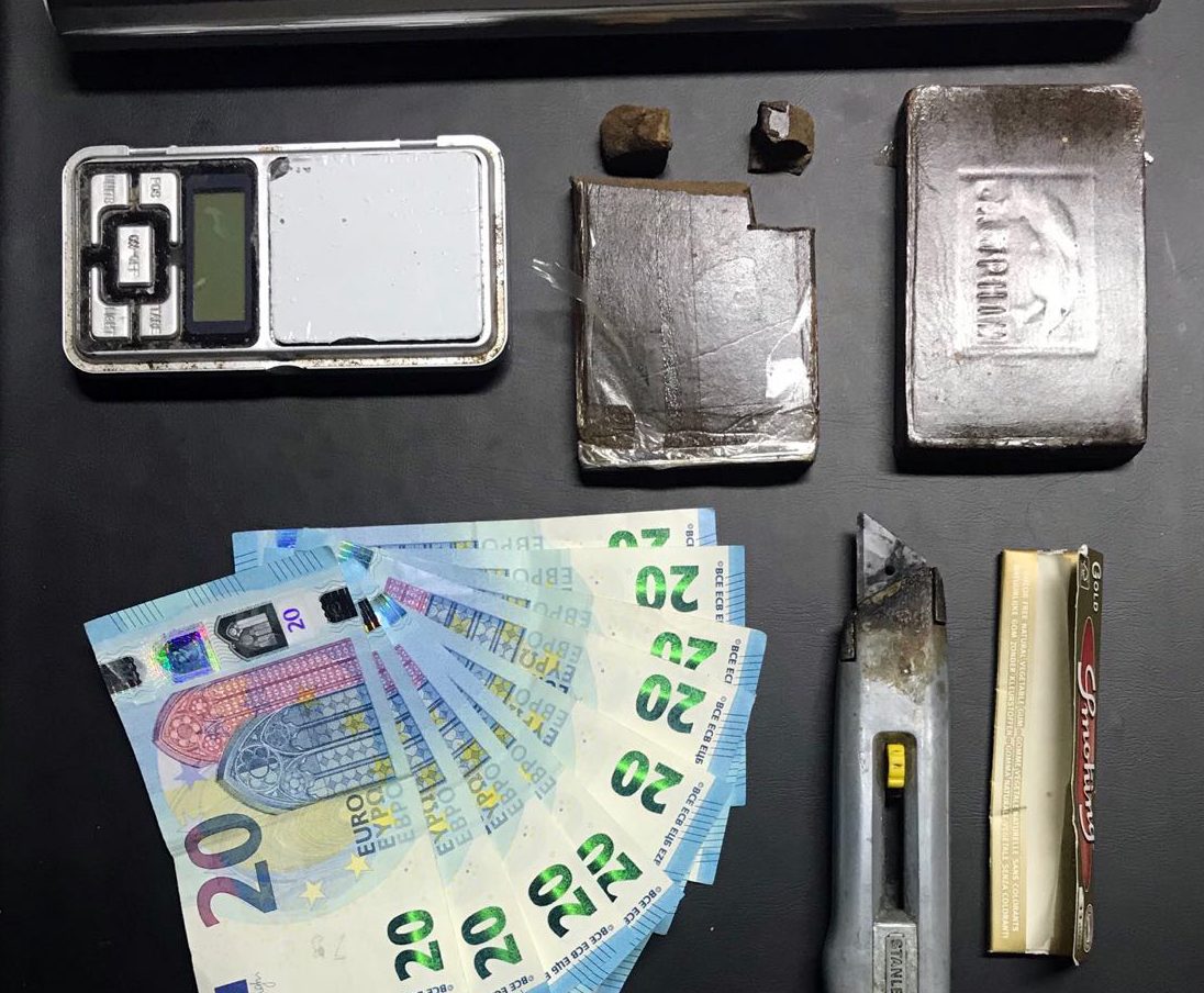 Aveva droga ai fini di spaccio arrestato un operaio settimese