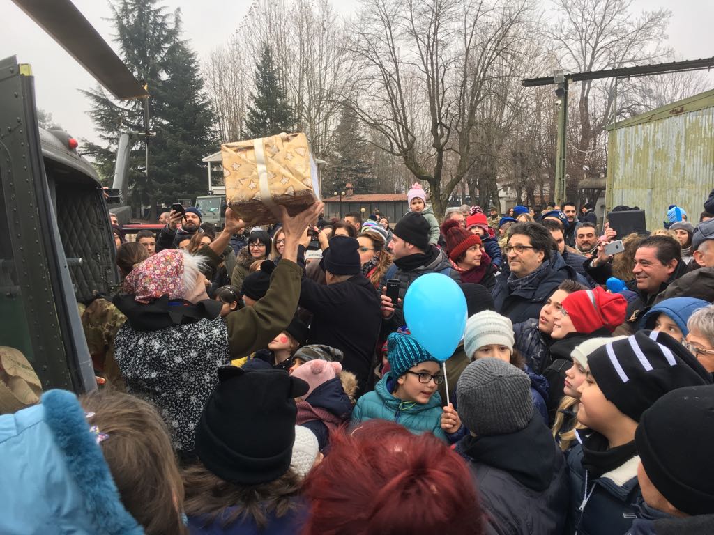 Befana arriva all’eliporto