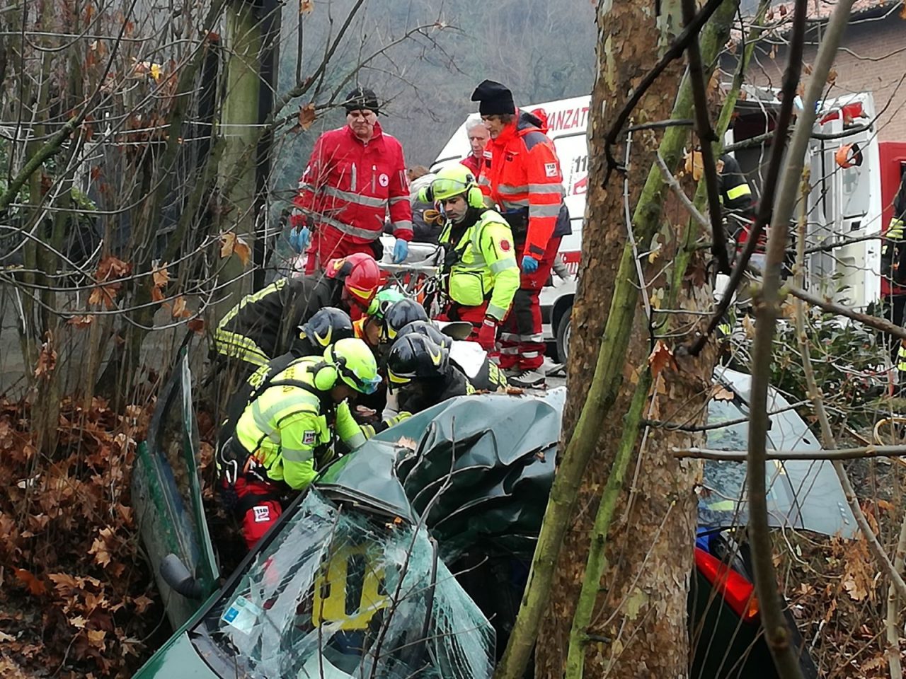 incidente mortale sulla 590