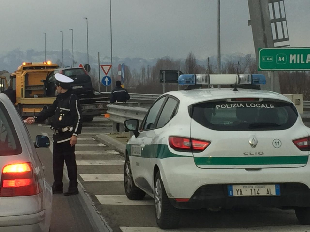 Incidente stradale ennesimo caso all’ingresso dell’autostrada IL VIDEO