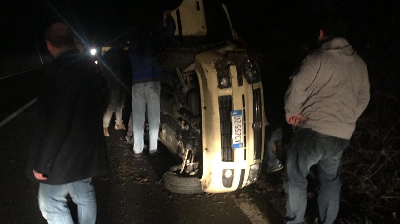 Incidente sulla 590 tre donne incastrate IL VIDEO