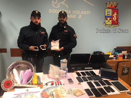 Pusher arrestati droga anche nei tubi del bagno