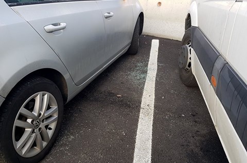 Furti auto nei parcheggi