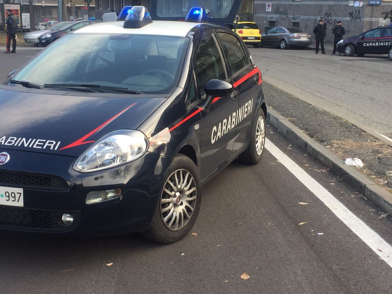 Controlli straordinari dei carabinieri con pattuglie ed elicottero IL VIDEO