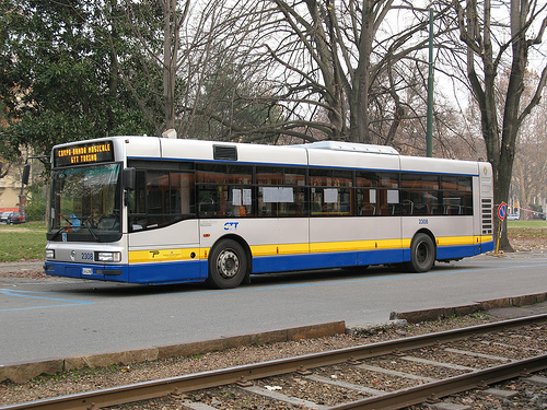 Aumenti biglietti pullman i sindaci protestano