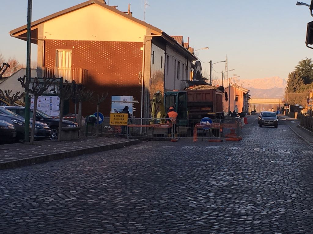 Lavori fognari viabilità modificata in centro