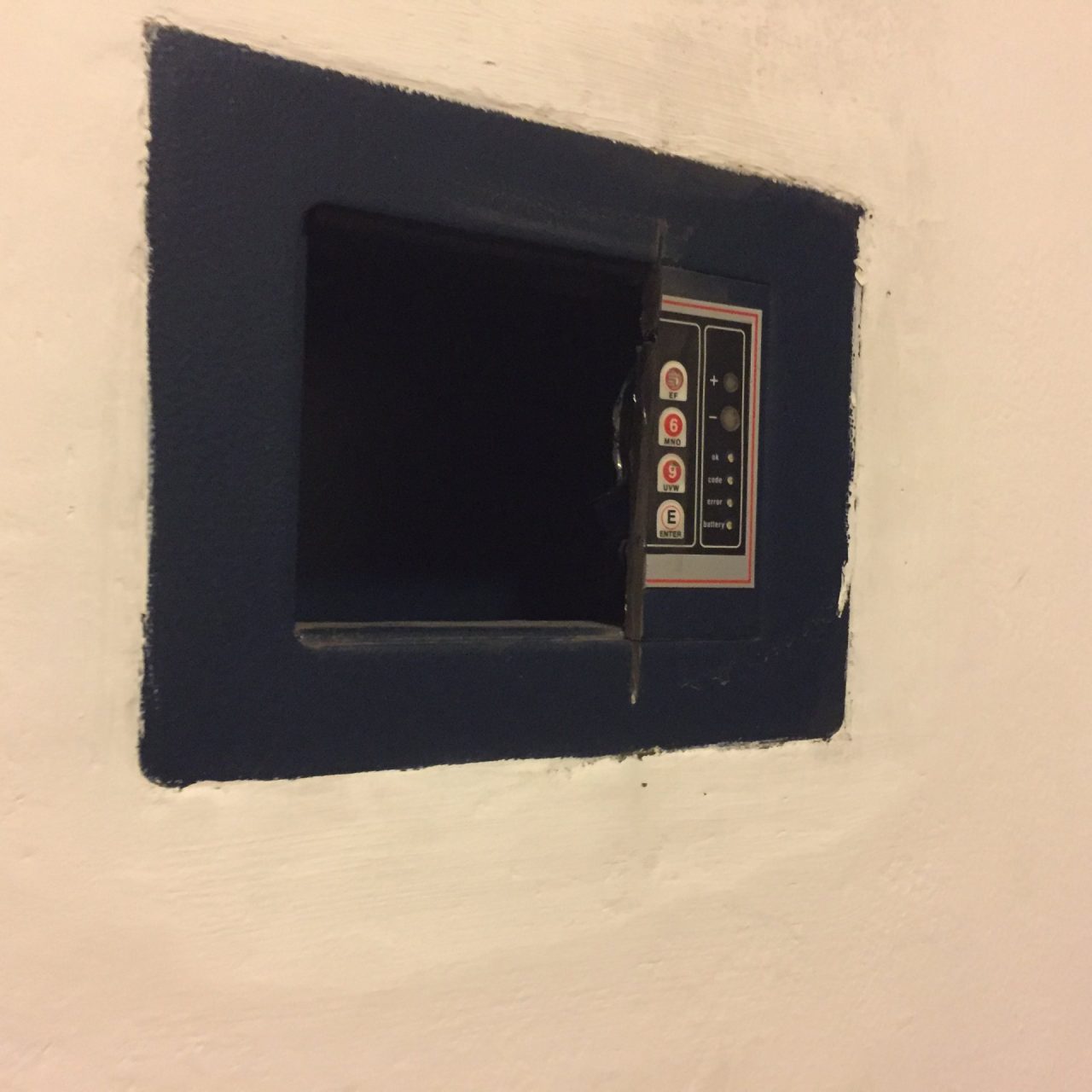 Cassaforte rubata in carcere