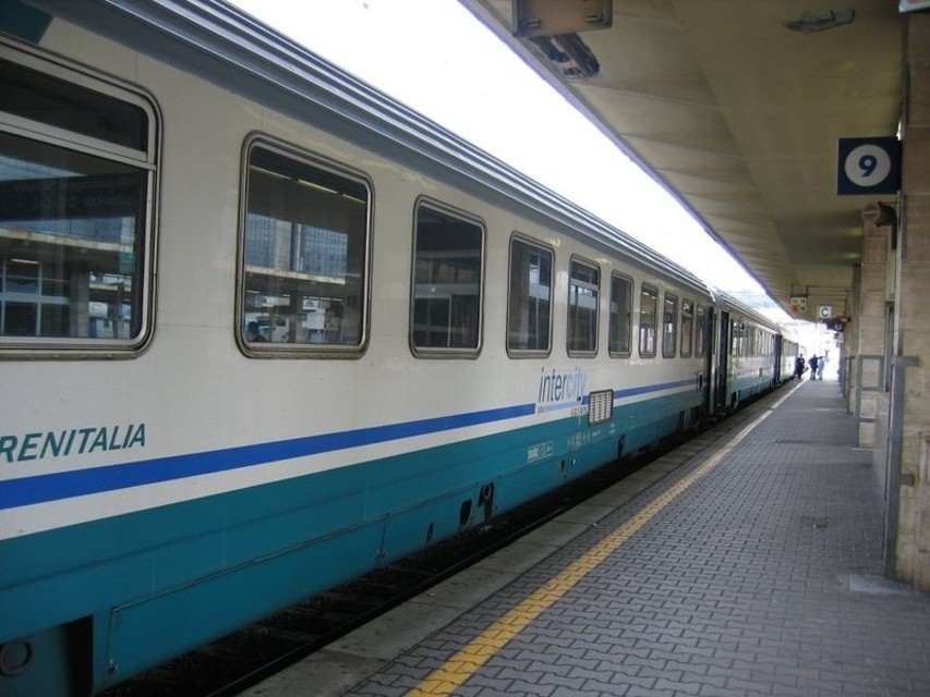 Trenitalia controlla la regolarità dei biglietti
