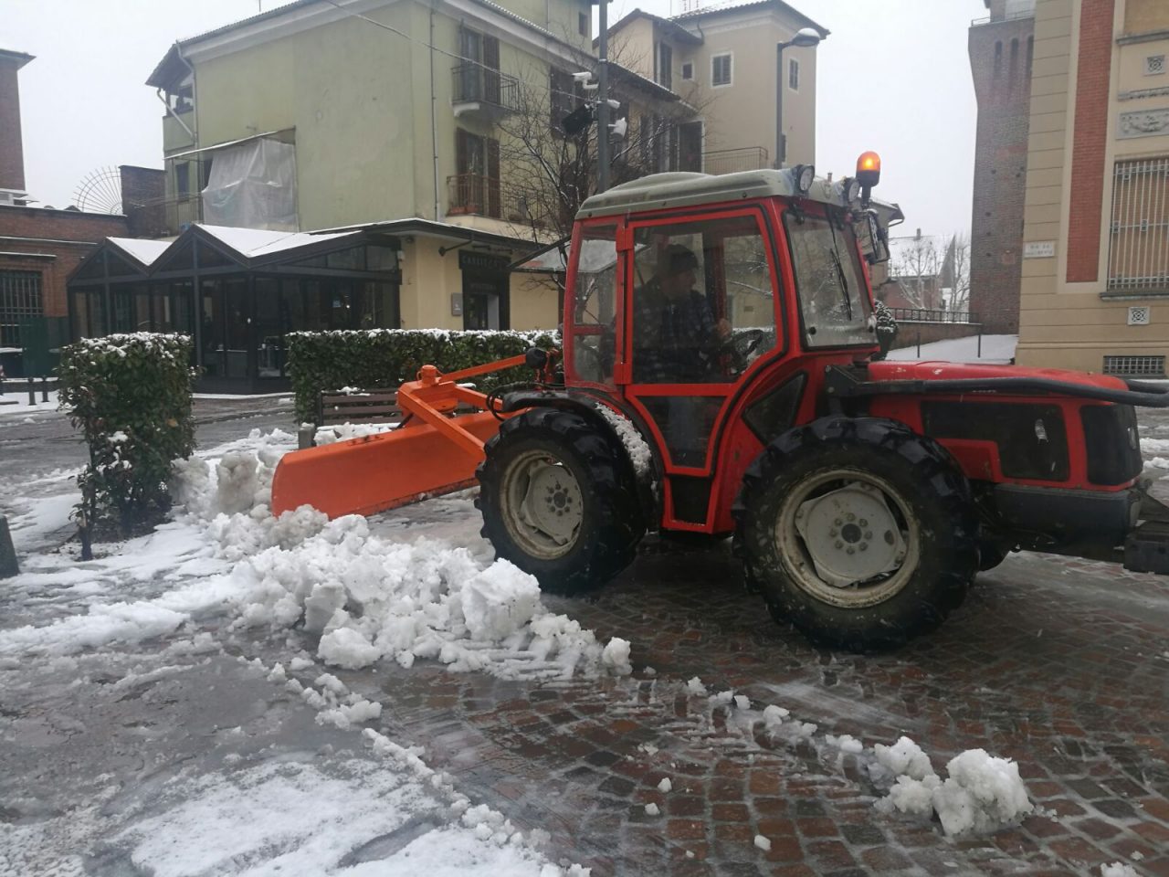 Sgombero della neve, «Scelta una ditta certificata»