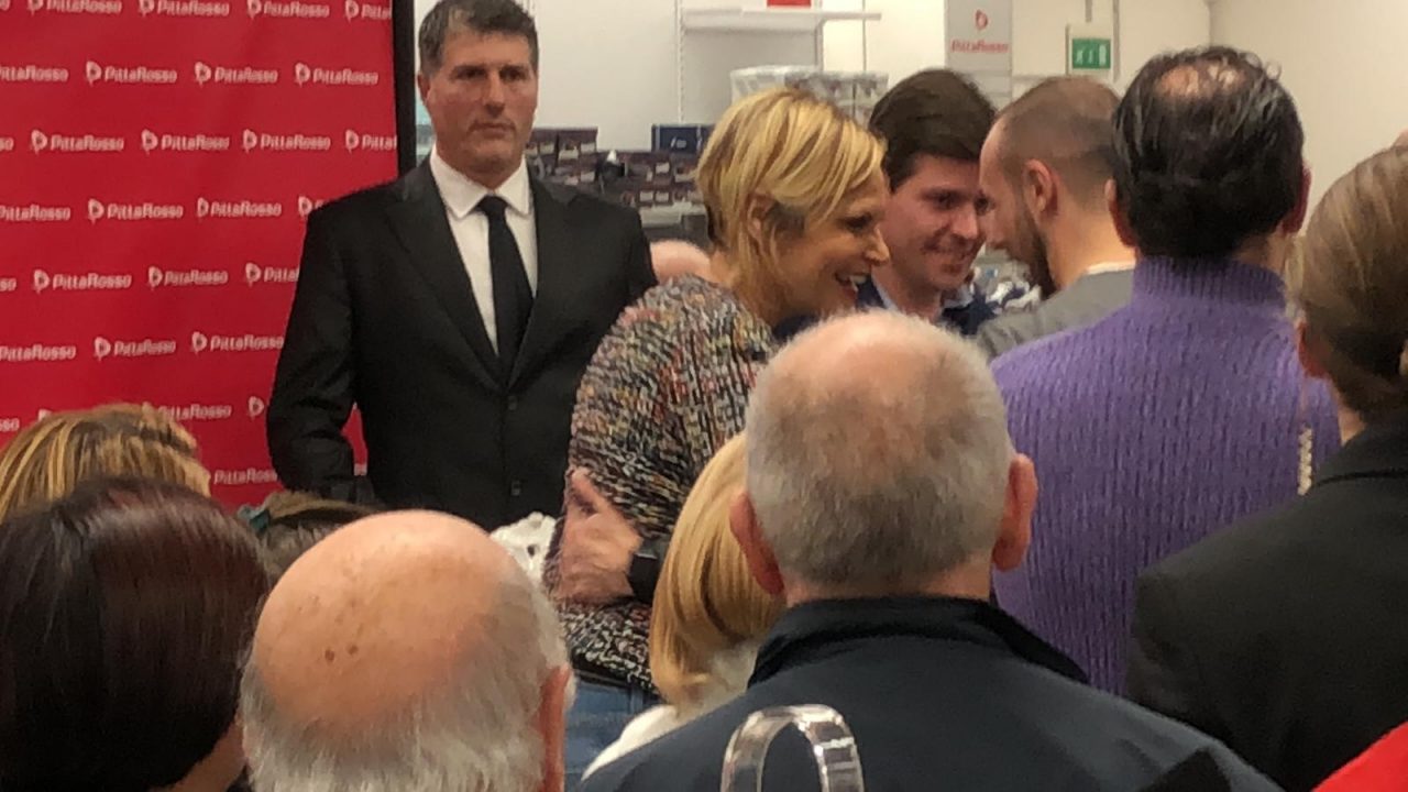 Ecco Simona Ventura a Chivasso LE FOTO