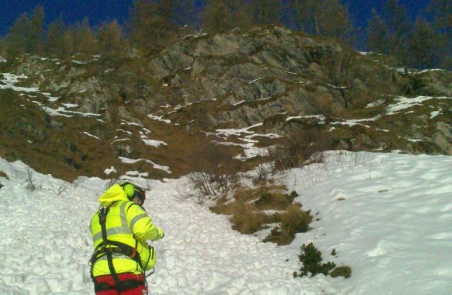 Escursionista cade  in una zona vietata e viene soccorso scatta la denuncia