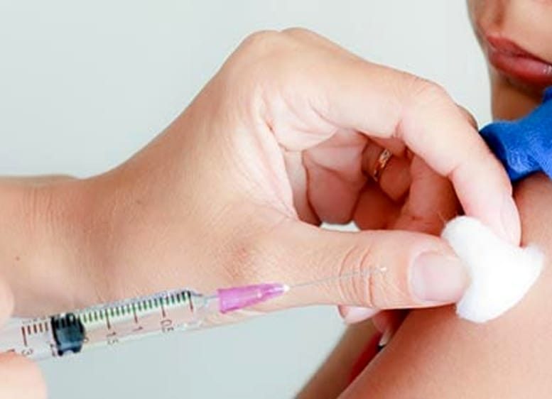 Caos vaccini nessun bambino deve rimanere fuori da scuola