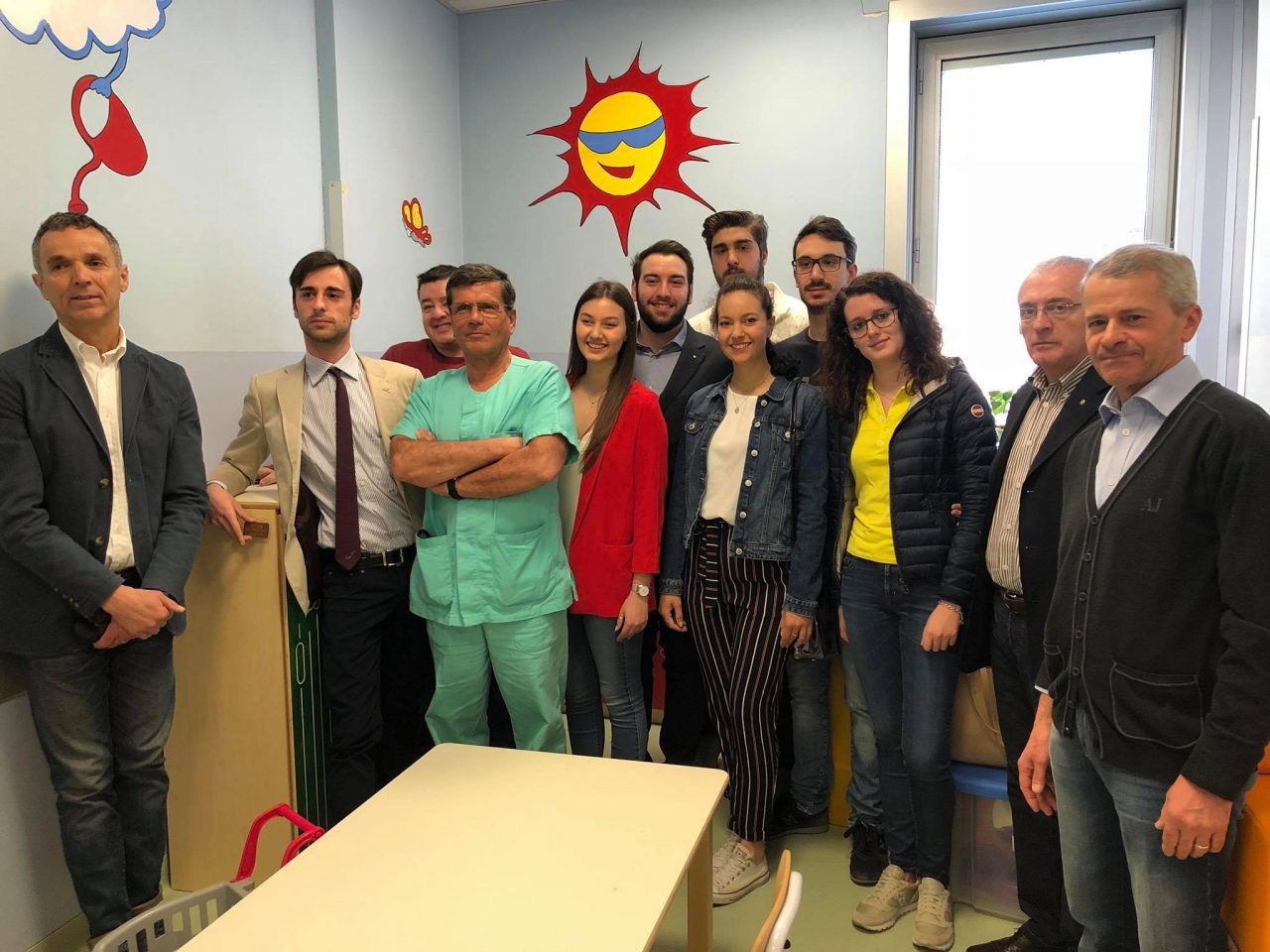 Leo Club regala arredi alla Pediatria