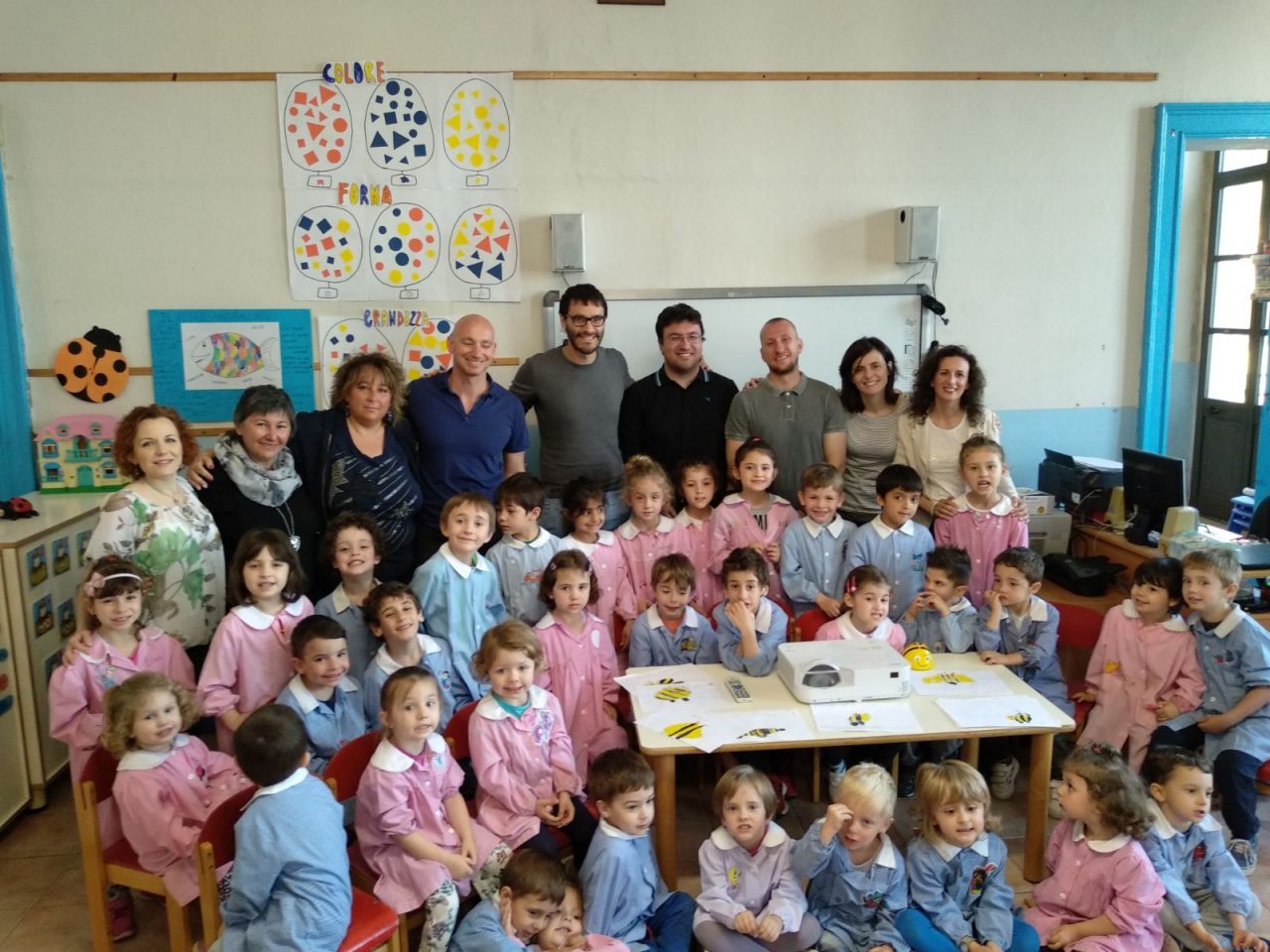 Amazon regala robot didattico ad una scuola