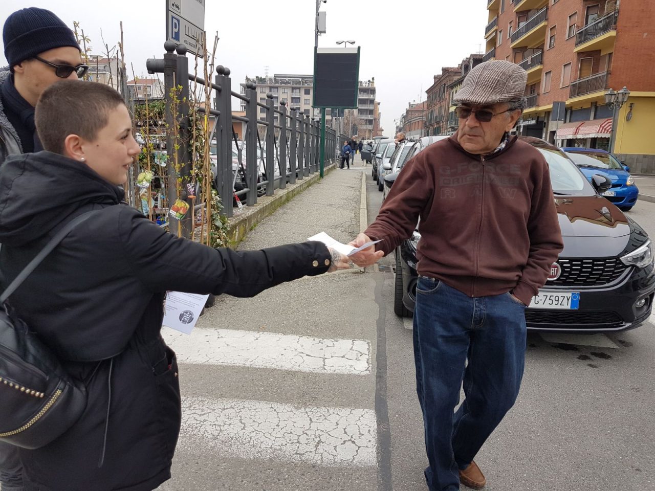 CasaPound contro parcheggiatori abusivi LE FOTO
