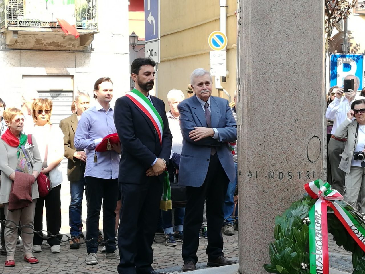 Inaugurata targa al partigiano ucciso per un tragico errore