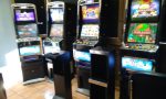 Gioco d'azzardo, sequestrate oltre 70 "slot machine": multe per oltre 140 mila euro
