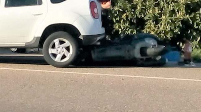 Morto motociclista contro auto