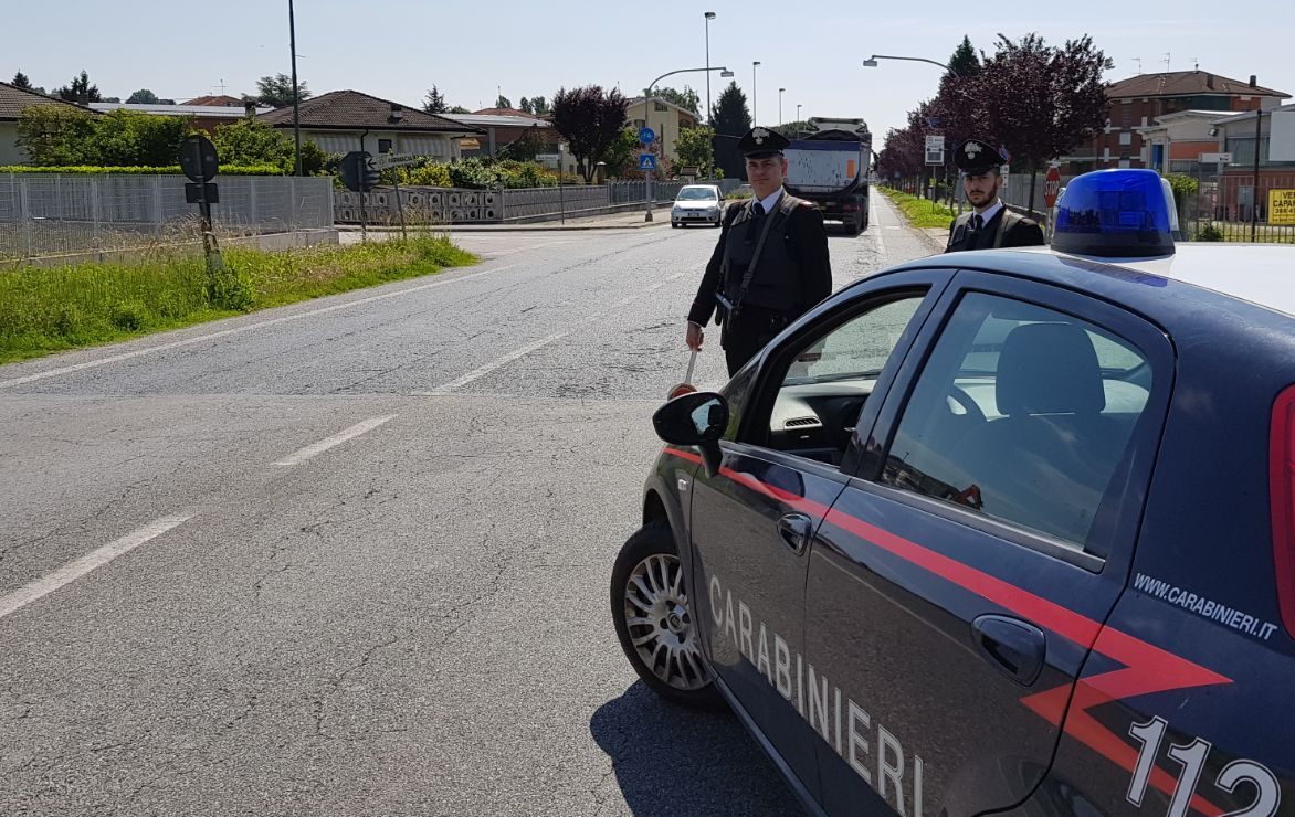 Truffa dello specchietto BANDA IN AZIONE