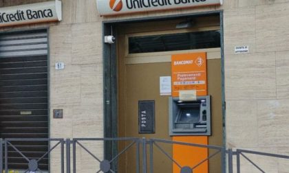 Unicredit chiude 450 filiali, paura fra i lavoratori