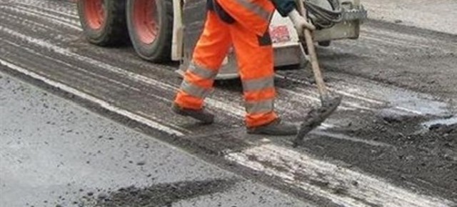 Asfalto danneggiato iniziati i lavori di ripristino