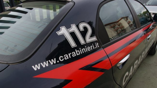 Folle inseguimento in centro, il furgone era rubato