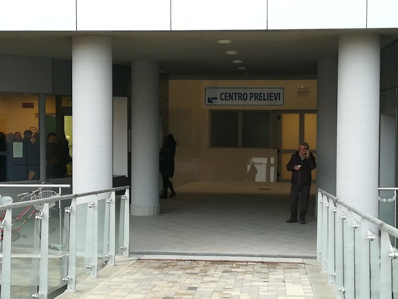 Centro prelievi gli educatori furbetti fanno saltare le code