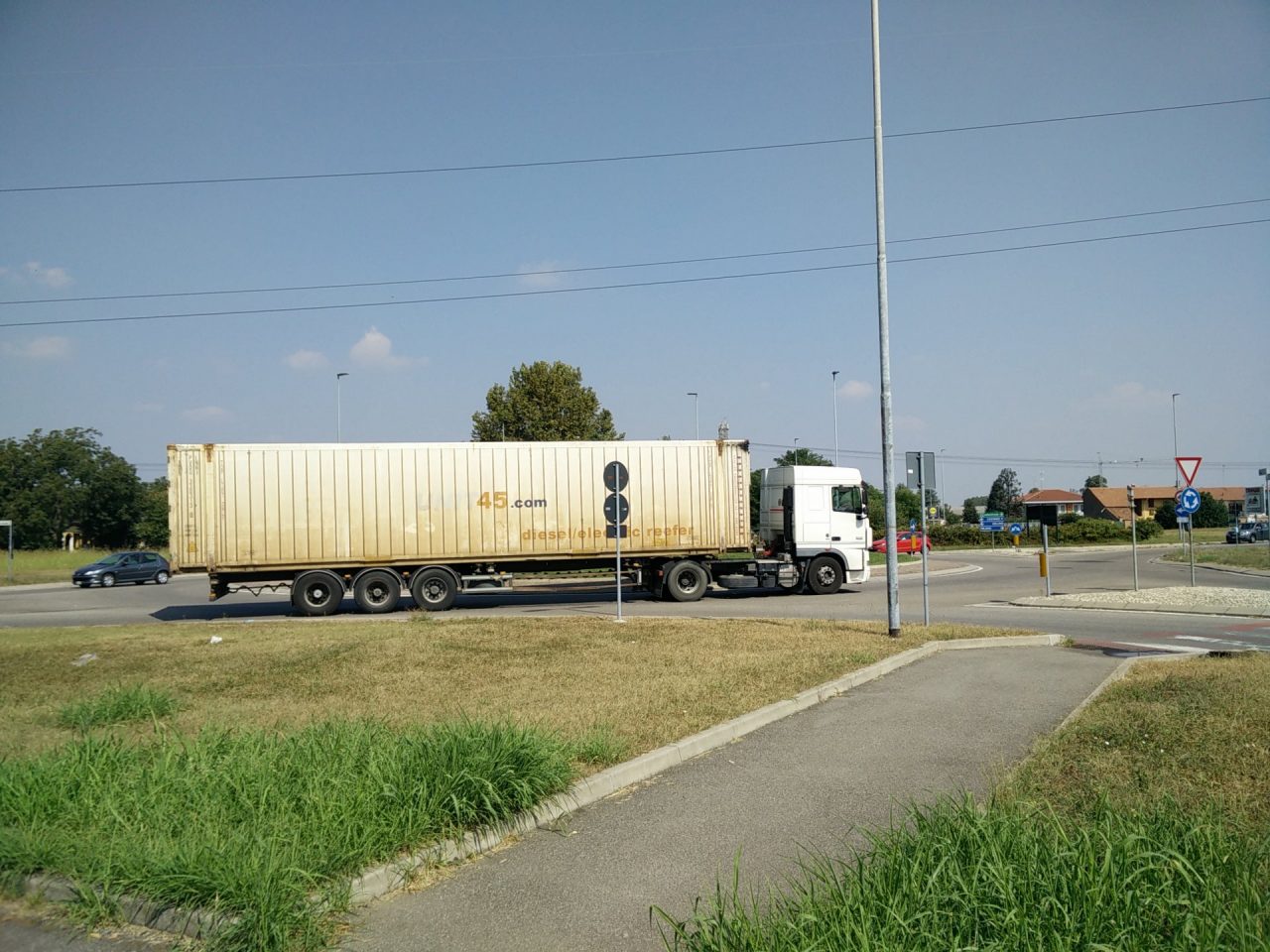 Tir in collina allarme sicurezza sulle strada