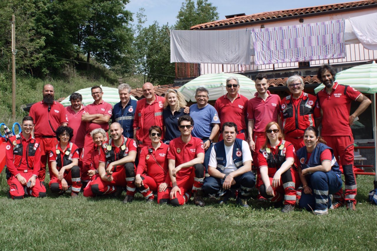 Allarme persona scomparsa Croce Rossa impegnata  in collina